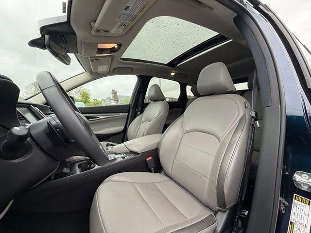 2023 INFINITI QX50 LUXE AWD