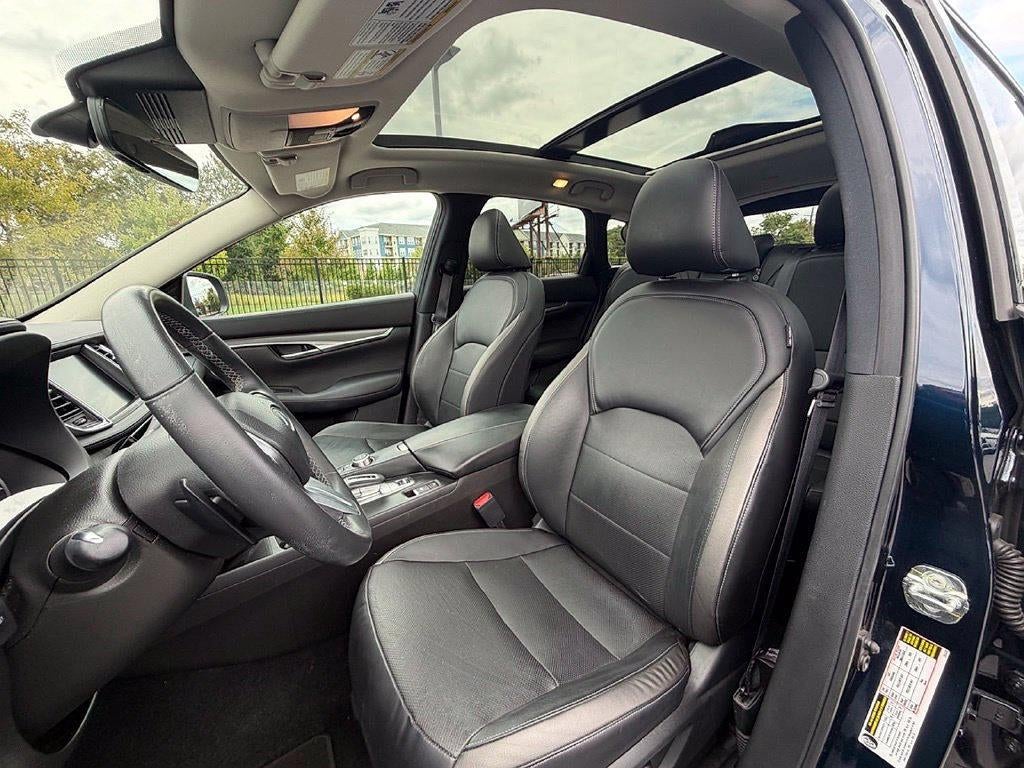 2023 INFINITI QX50 LUXE AWD
