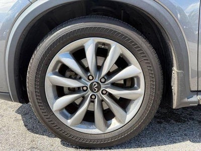 2022 INFINITI QX50 LUXE AWD