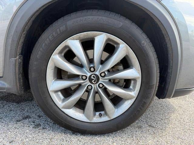 2022 INFINITI QX50 LUXE AWD