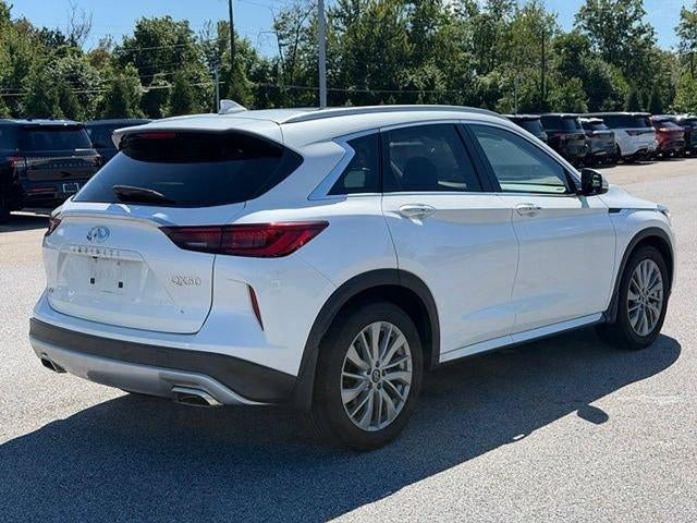 2023 INFINITI QX50 LUXE AWD