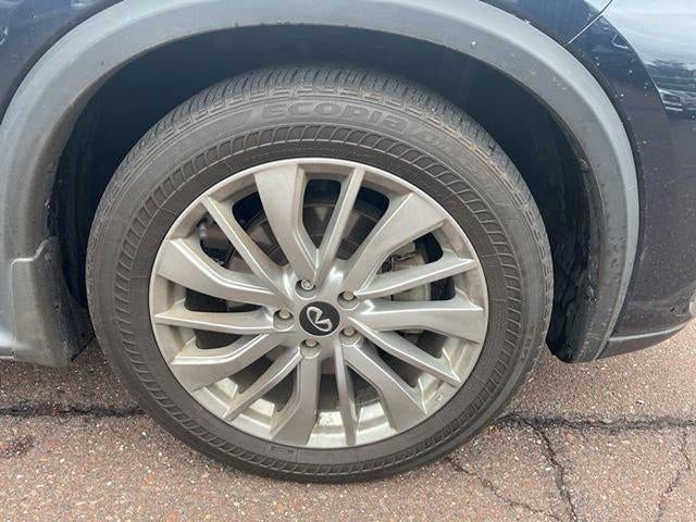 2023 INFINITI QX50 LUXE AWD