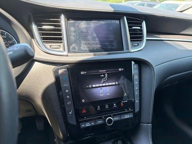 2023 INFINITI QX50 LUXE AWD
