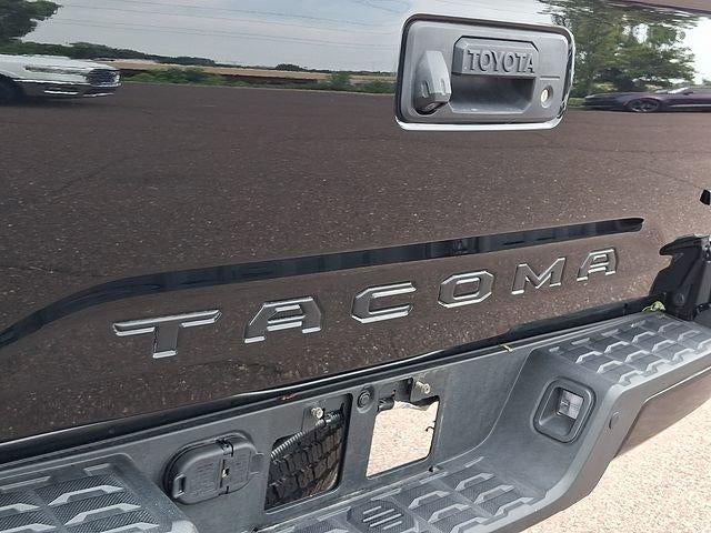 2023 Toyota Tacoma 4WD 4WD TRD Off Road Double Cab 6' Bed V6 AT (Natl)