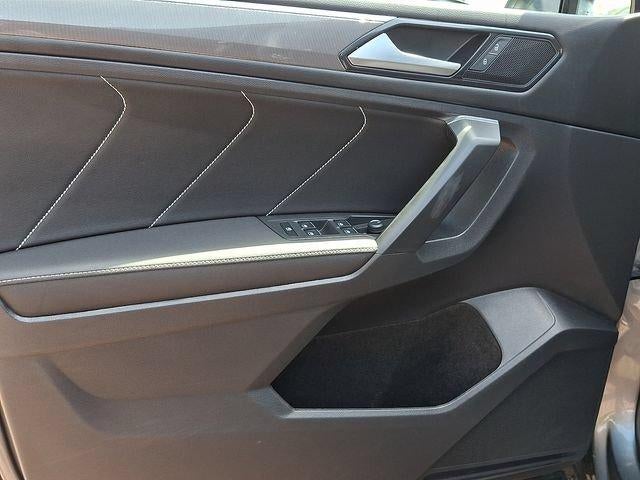 2023 Volkswagen Tiguan 2.0T SE R-Line Black 4MOTION