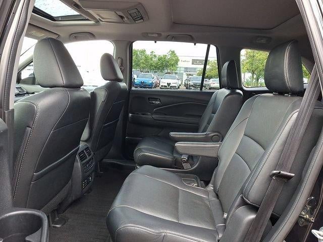 2016 Honda Pilot AWD 4dr Elite with DVD Rear Entertainment System and Navigation