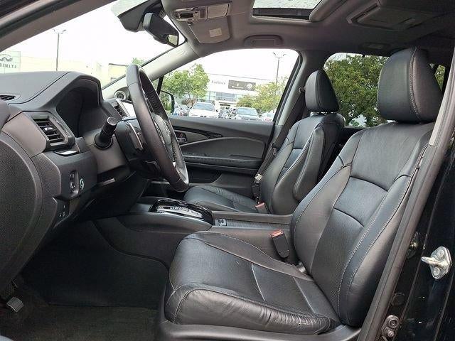 2016 Honda Pilot AWD 4dr Elite with DVD Rear Entertainment System and Navigation