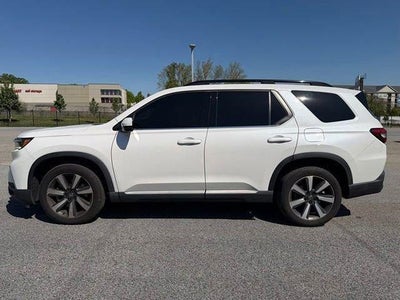 2023 Honda Pilot Touring AWD