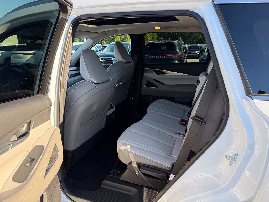 2027 INFINITI QX60 LUXE AWD