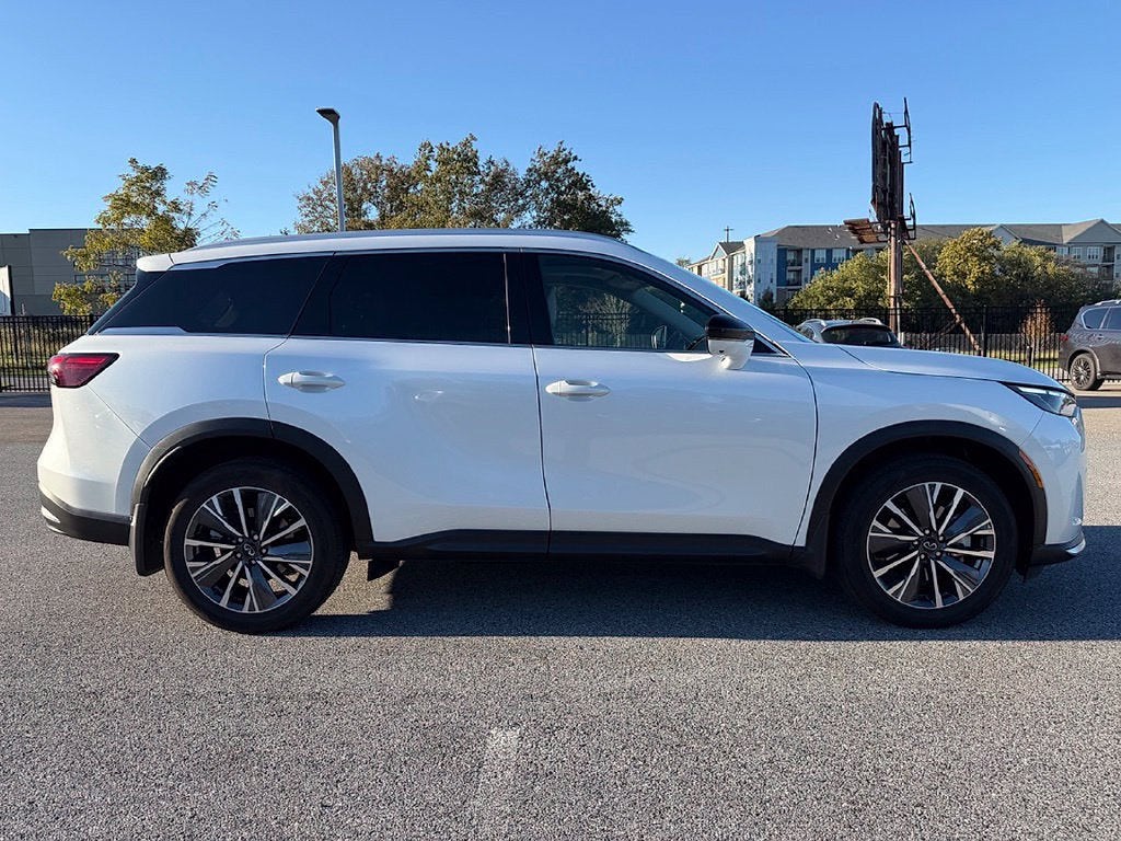 2027 INFINITI QX60 LUXE AWD