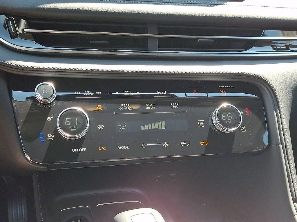 2027 INFINITI QX60 LUXE AWD