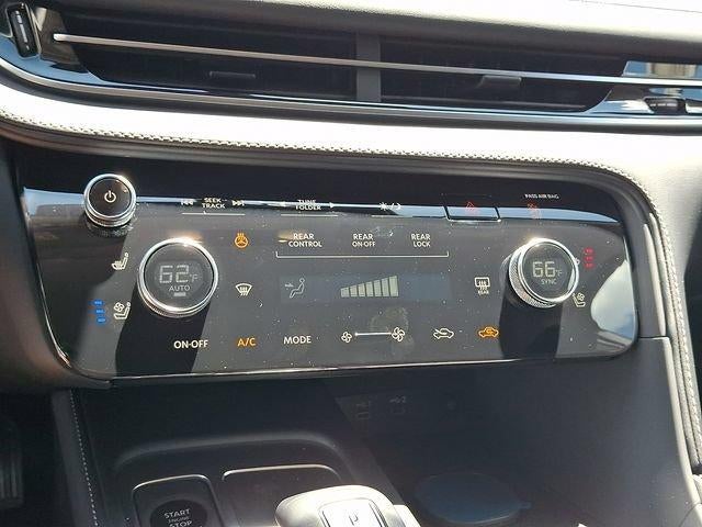 2027 INFINITI QX60 LUXE AWD