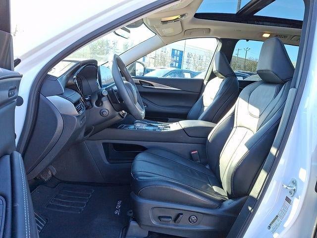 2025 INFINITI QX60 LUXE FWD