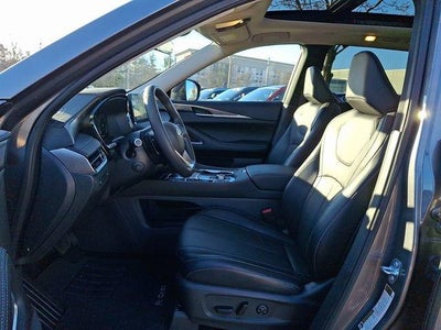 2025 INFINITI QX60 LUXE AWD