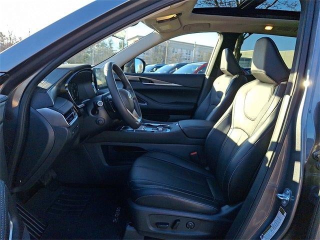 2025 INFINITI QX60 LUXE AWD