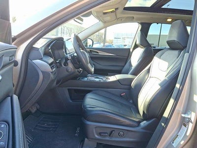 2025 INFINITI QX60 LUXE AWD
