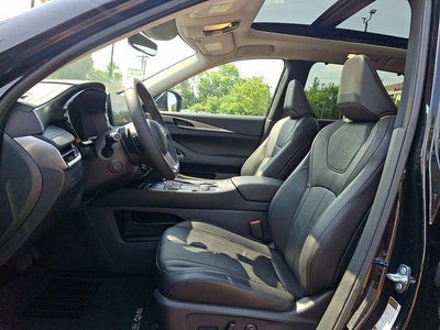 2025 INFINITI QX60 LUXE AWD