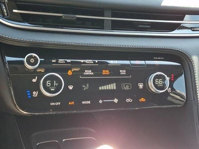 2025 INFINITI QX60 LUXE AWD