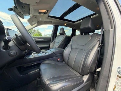 2025 INFINITI QX60 LUXE AWD