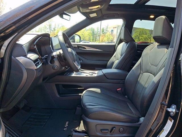 2025 INFINITI QX60 LUXE AWD