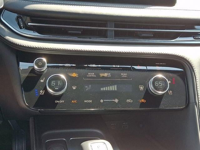 2025 INFINITI QX60 LUXE AWD