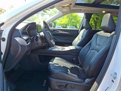 2023 INFINITI QX60 LUXE FWD