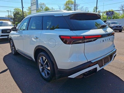 2023 INFINITI QX60 LUXE FWD