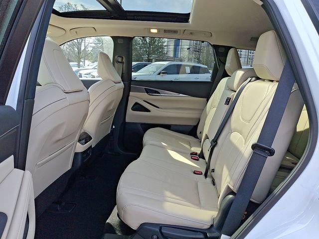 2023 INFINITI QX60 LUXE AWD