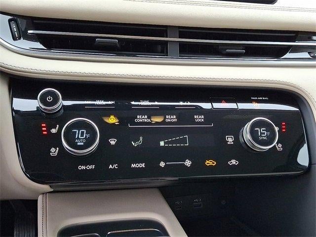 2023 INFINITI QX60 LUXE AWD