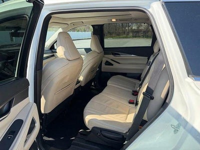 2023 INFINITI QX60 LUXE AWD