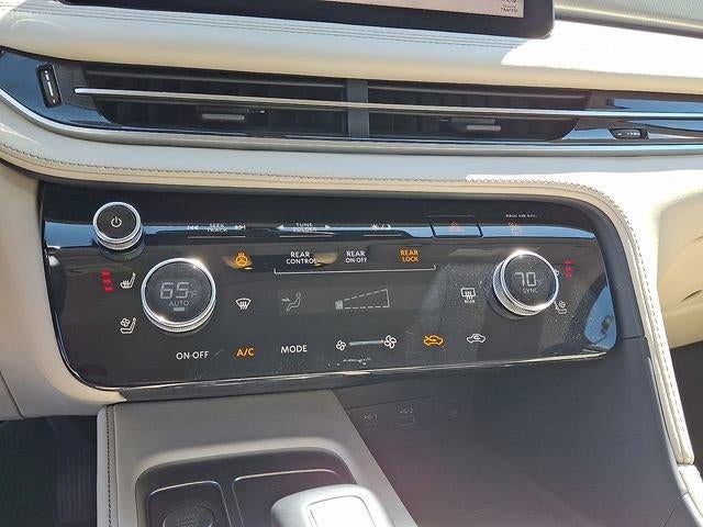 2023 INFINITI QX60 LUXE AWD