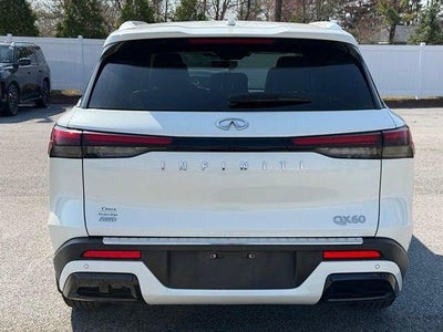 2023 INFINITI QX60 LUXE AWD