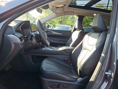 2023 INFINITI QX60 LUXE AWD