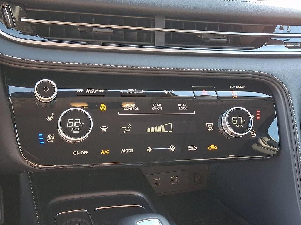 2023 INFINITI QX60 LUXE AWD