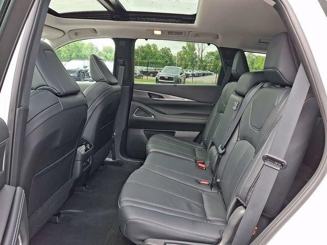 2023 INFINITI QX60 LUXE AWD