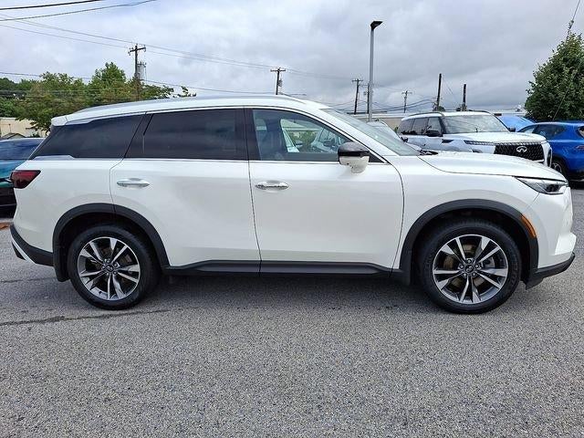 2023 INFINITI QX60 LUXE AWD