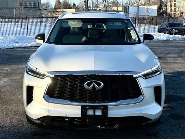 2023 INFINITI QX60 LUXE AWD