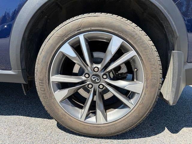2023 INFINITI QX60 LUXE AWD