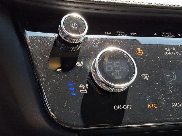 2023 INFINITI QX60 LUXE AWD