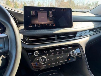 2023 INFINITI QX60 LUXE AWD