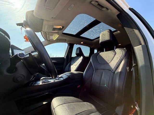 2023 INFINITI QX60 LUXE AWD