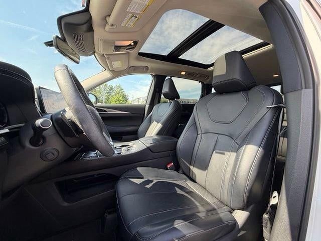 2024 INFINITI QX60 LUXE AWD