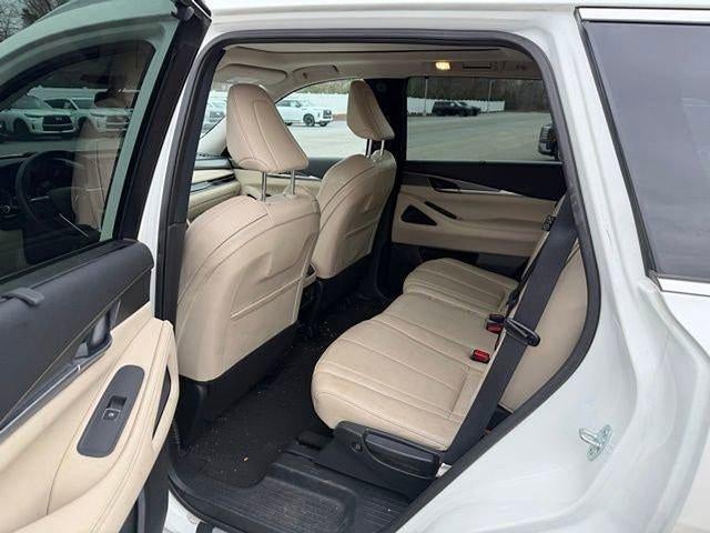 2023 INFINITI QX60 LUXE AWD