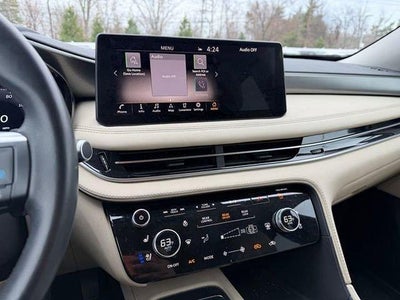 2023 INFINITI QX60 LUXE AWD