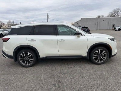 2023 INFINITI QX60 LUXE AWD