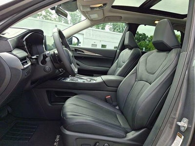 2023 INFINITI QX60 LUXE AWD