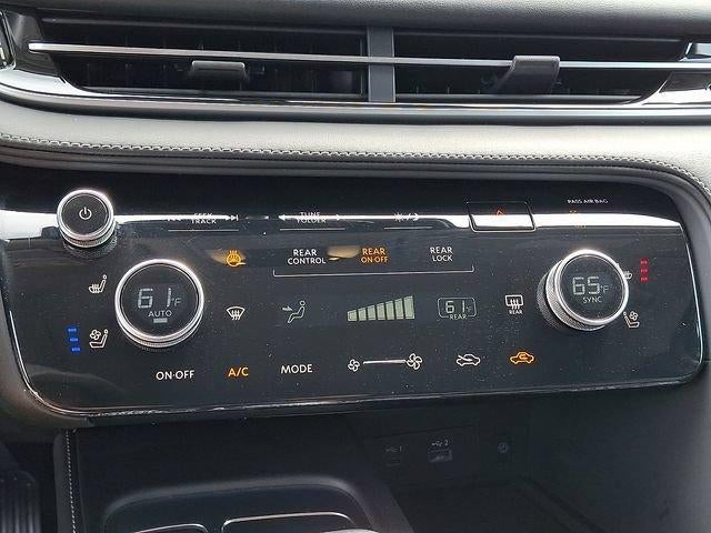 2023 INFINITI QX60 LUXE AWD