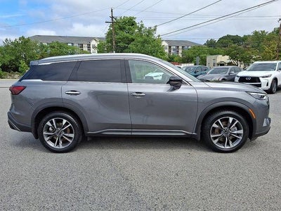 2023 INFINITI QX60 LUXE AWD