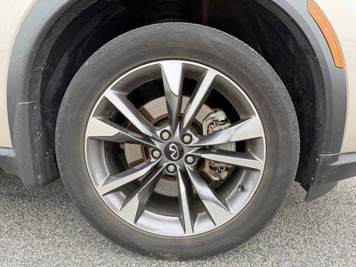 2023 INFINITI QX60 LUXE AWD