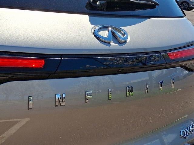 2023 INFINITI QX60 LUXE AWD